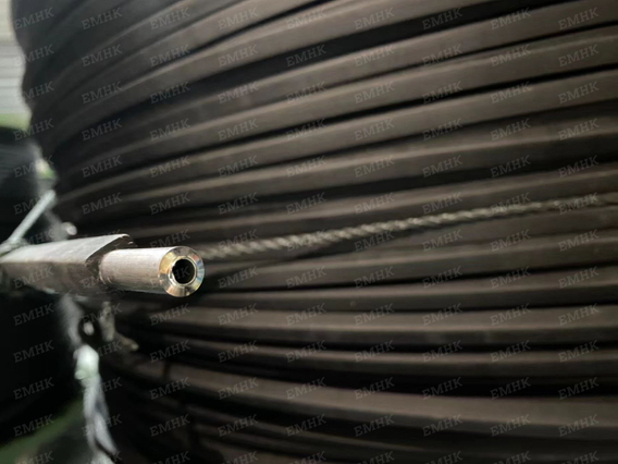 Stainless Steel Seamless Coiled Tubes with 2mm Black PVC Covering