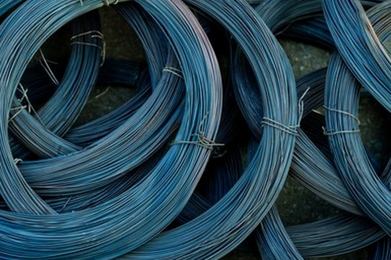 Black stainless steel cables_1
